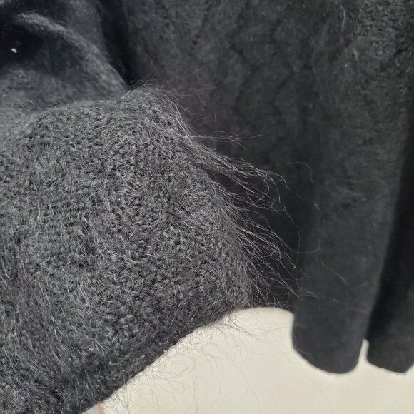 Jennifer‎ Moore Woman's Vintage Black Chevron Eyelet Knit Mohair Sweater 2X - Picture 4 of 6